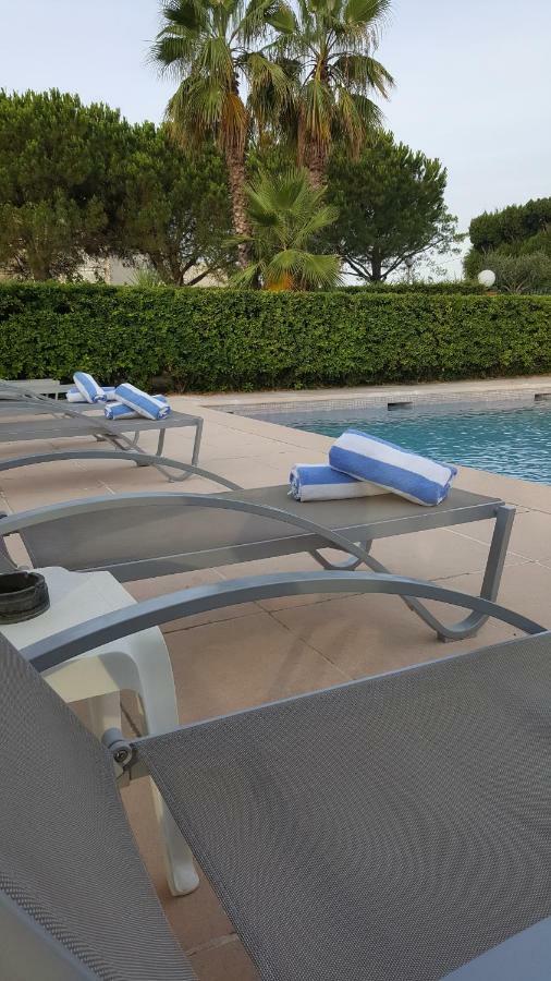 Hotel Le Galoubet Villeneuve-Loubet Exterior photo