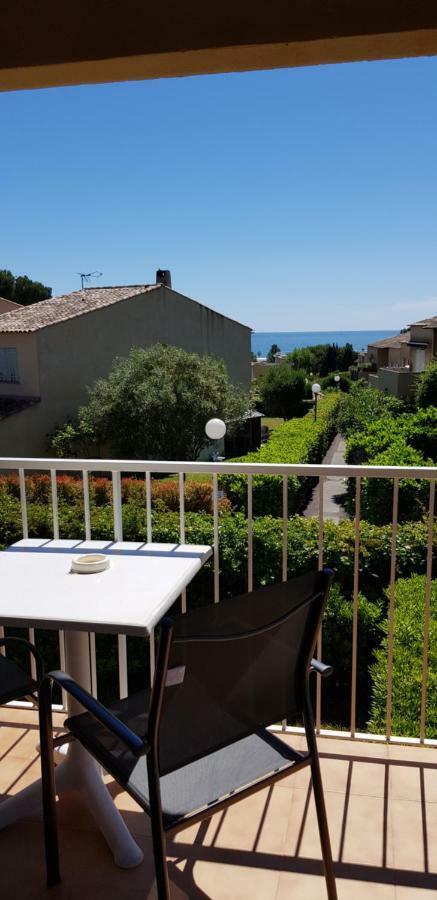 Hotel Le Galoubet Villeneuve-Loubet Exterior photo